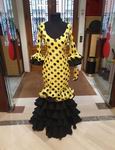 T 38. Flamenco Dresses Outlet. Mod. Junco Amarillo Lunar Negro. Size 38 181.82€ #50760JUNCOAM38